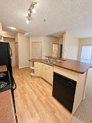 1 bedroom in terwilliger towne with U/G parking 1350
