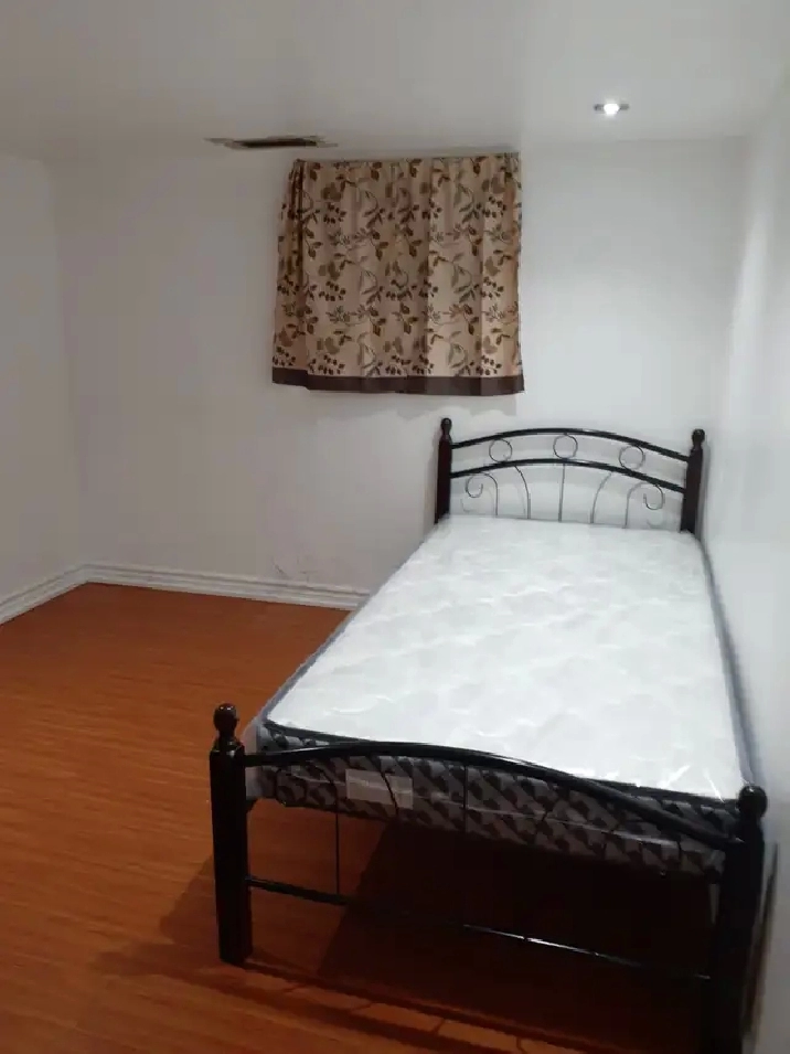 Basement one Private Room Available from Nov 1st (Scarborough)