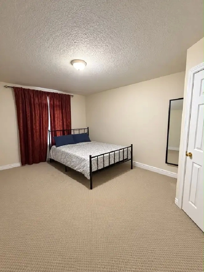 Master Room with washroom available in Kitchener only females