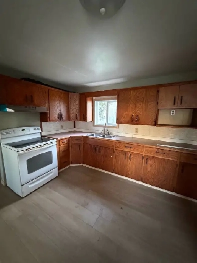 2 Beds 1 Bath - House for Rent Moose Jaw, SK