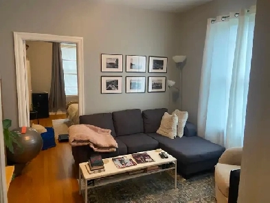 Quaint 1 bedroom-$1750-for Dec 1st-Rosemount Ave, Hintonburg