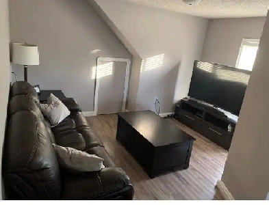 COZY 2 BEDROOM APARTMENT - $1,900 - MINNOW LAKE - SUDBURY ON