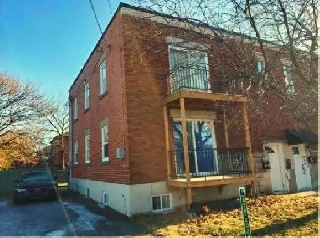 Beau logement avec cour arrière, Longueuil, 1/11/2026