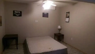 Bedroom for rent in city of Brooks