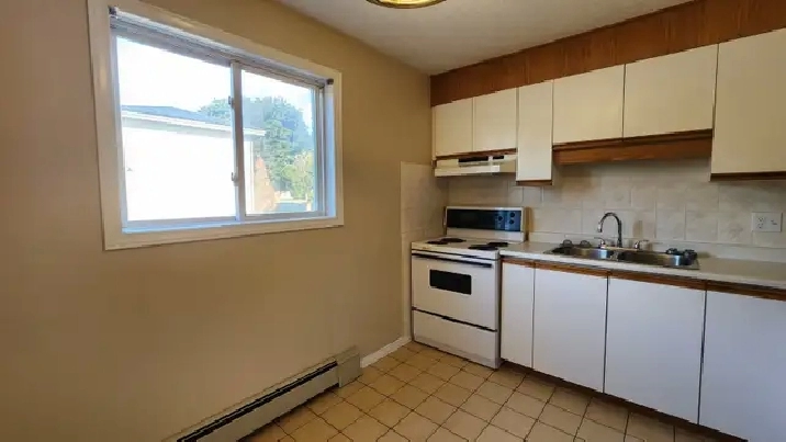 ONE-BEDROOM APARTMENT at 139 SPEEDVALE AVE. WEST, Guelph, ON