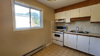 ONE-BEDROOM APARTMENT at 139 SPEEDVALE AVE. WEST, Guelph, ON