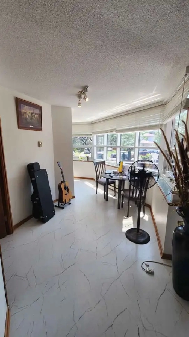 3 Beds 2 Baths Apartment for rent