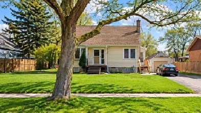 2 bedroom house for rent in Burlington