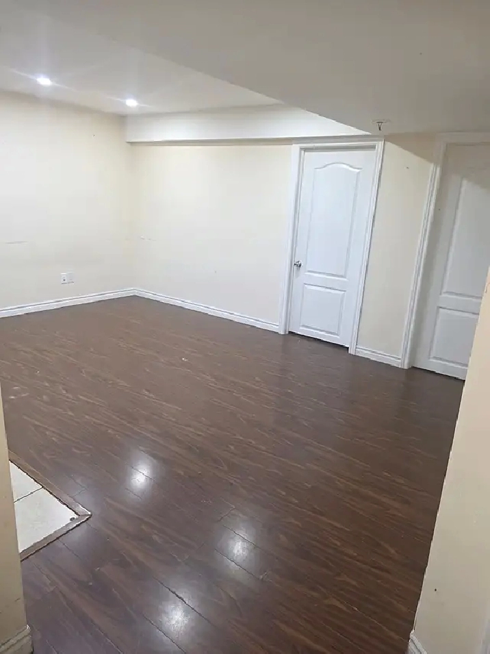 2 BEDROOM BASEMENT APARTMENT FOR RENT – $1,650/month