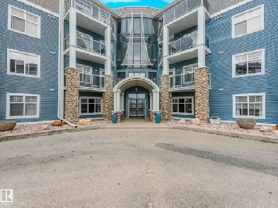 Renovated Pet-Friendly 2 Bed   Den Oxford Condo, Titled Parking