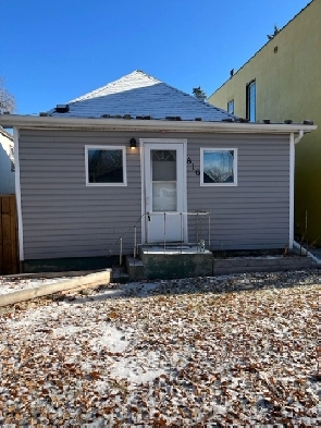 Cute 2 bedroom home near Riversdale pool
