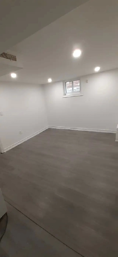 One bedroom basement unite for rent$1400,includes all utilities.