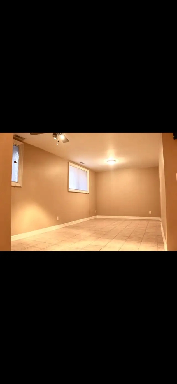 Bright Spacious 2-Bedroom Apt in Etobicoke Available Dec 1st