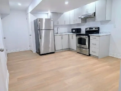 2 Bedrooms   Den   1 Bath (Excellent location) with parking