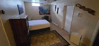 large room for rent with private bath
