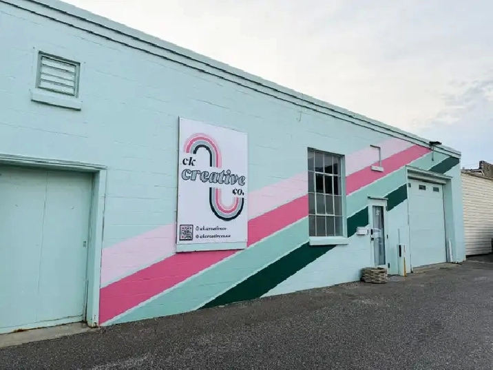 Showroom/Storage/Artist's Studio near CKHA