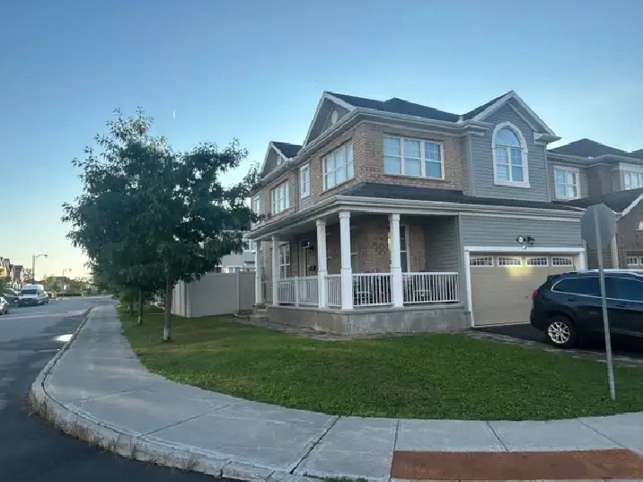 3 bed, 3.5 bath House for rent-clean, no carpet!