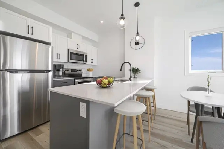 LUXURY 2 Bed 2 Bath apartment! Move In Ready!