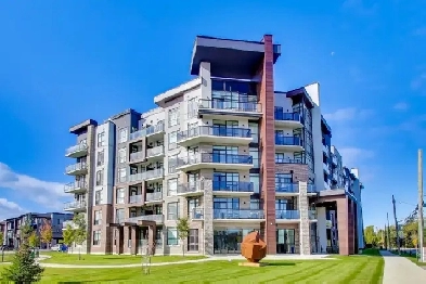 GORGEOUS 1   DEN PENTHOUSE IN STONEY CREEK