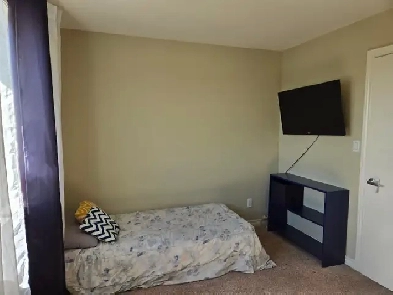 1 Bedroom Room for Rent