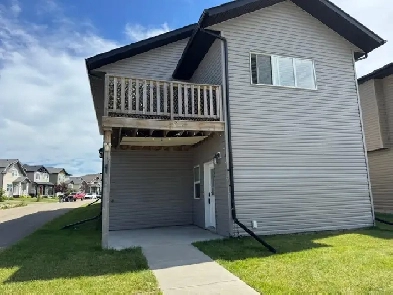 ⭐ONE MONTH FREE⭐Pet Friendly 2 Bed Lower Suite in Sylvan Lake