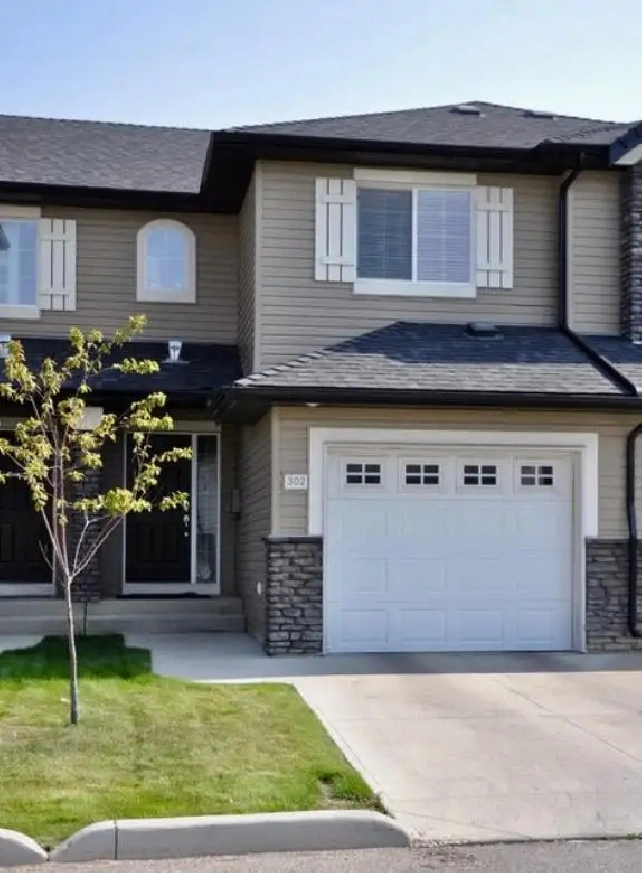 Rosewood - Upscale 3 Bdrm Townhouse for Rent