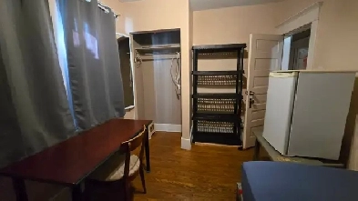 Downtown nice private room