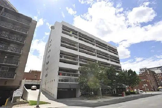 1 Bed 1 Bath Unit in Calgary, AB