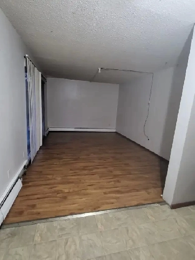 2 bedroom apartment in Brooks