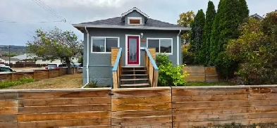 693 St. Paul Street-TOP FLOOR