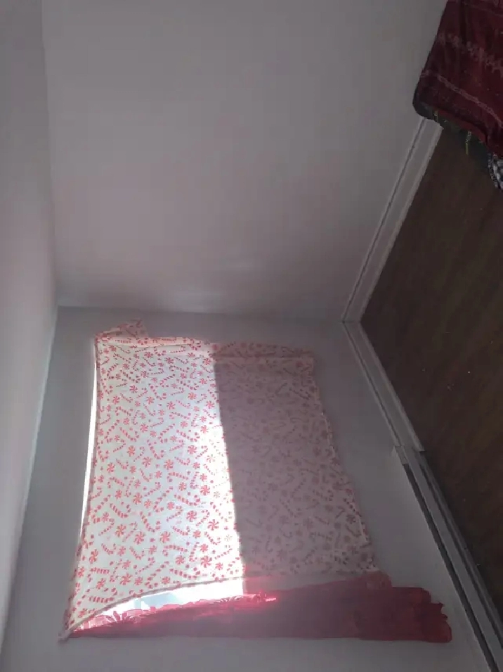 $800/month room for rent. Cliffside neighbourhood, Scarborough