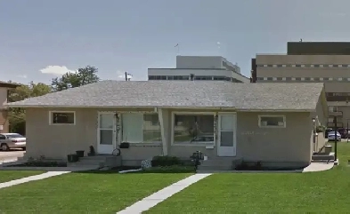 Small Pet Friendly, 2 Bedroom Duplex