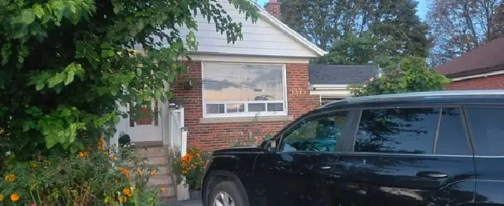 SPACIOUS 2-BEDROOM BASEMENT FOR RENT – SCARBOROUGH