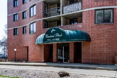 Downtown 2 Bed 2 Bath Condo   Heated Underground Parking