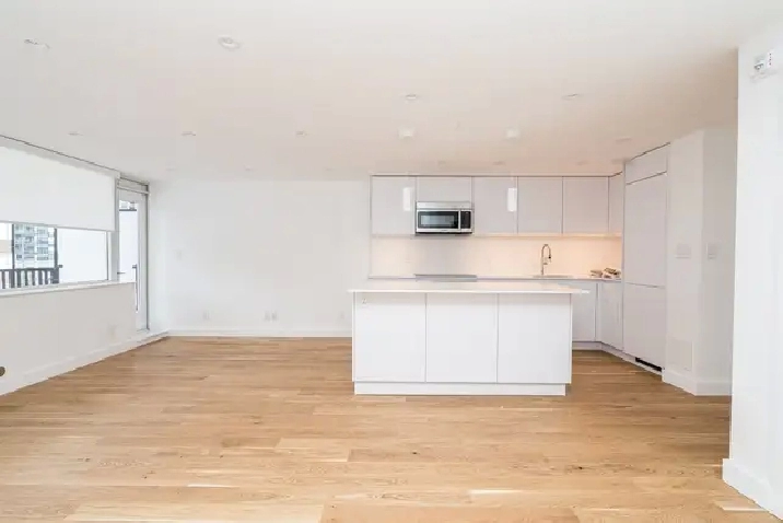 renovated two bedroom - ID 3636