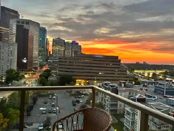 LUXURY DOWNTOWN RIVERFRONT CONDO - 1 Bedroom -FREE EARLY MOVE IN