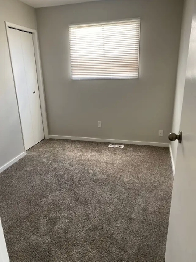 Bright 3-Bedroom Main-Floor Suite in Cranbrook