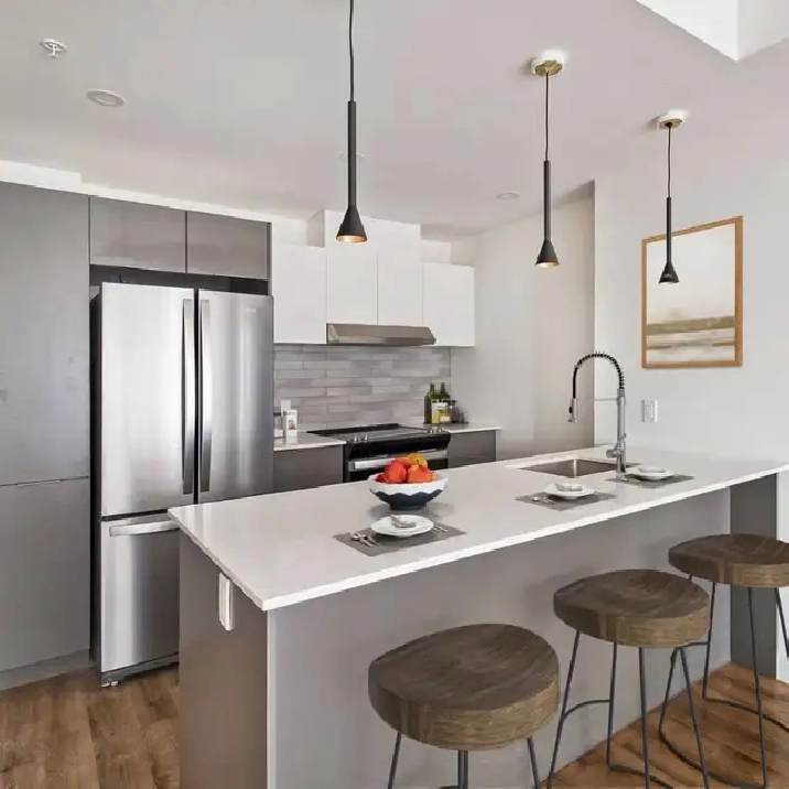1 Bed   Den, Parking & Wi-Fi Incl. – $2,150 – Alta Vista
