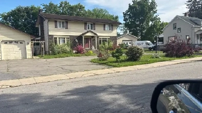 Room for Rent at Winchester, On