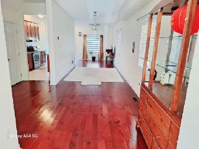 Private Master Bed Room For Lease  Immediate Lease