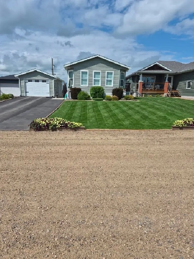 BEAUTIFUL HOME IN BORDEN SASK. 22'x42'