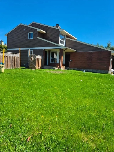 Immediately, Single Family,2 Story,4 Rooms home,Innes/Cyrville