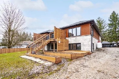 LOWER DUPLEX AVAILABLE NOW