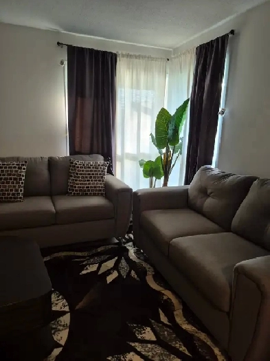 Single Family,2 Story,4 Rooms home,Innes/Stonehenge,Immediately