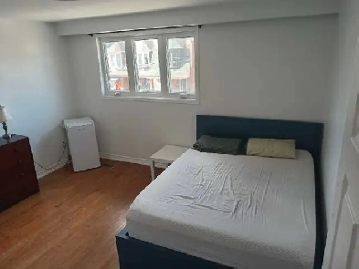 Huge room for rent