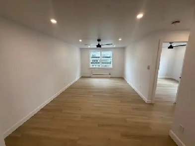 Nicely, renovated 1-bedroom unit located on Laurier- Available!