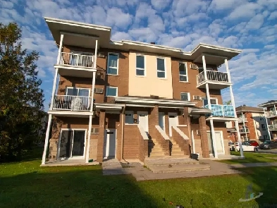 Appartement à louer - 56 rue de l'Emerald #1