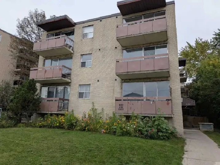 2-Bed Apartment $1,700 All Utilities Included!