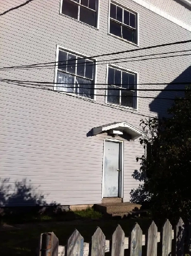 9 First St.#5 - 2BR North, Central, W/D hookups, Refreshed