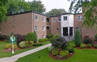COLLINGWOOD: OAKVIEW COURT APTS - 1 & 2 Bedroom Suites Now Avail
